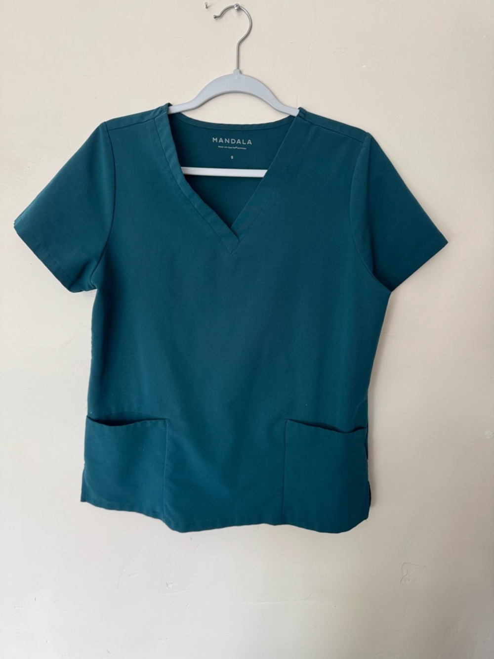 Mandala Women's V-Neck Scrub Top in Teal